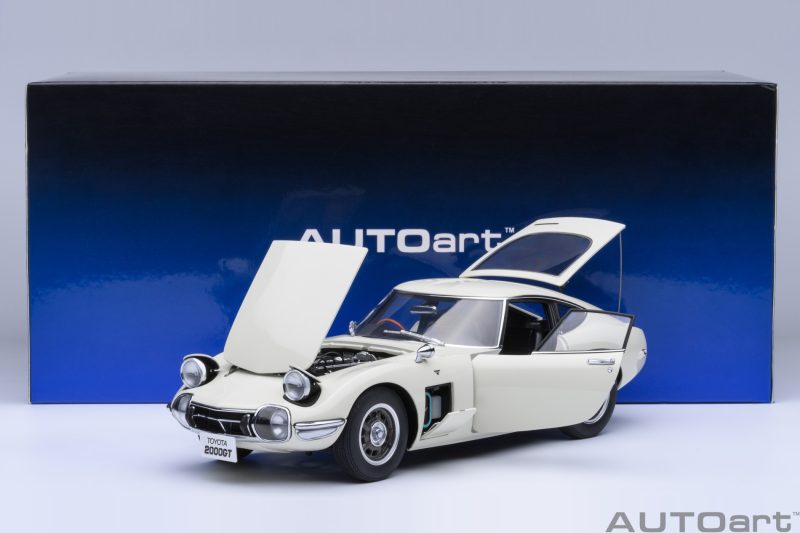 Toyota 2000 GT 1967 - Blanche - 1:18